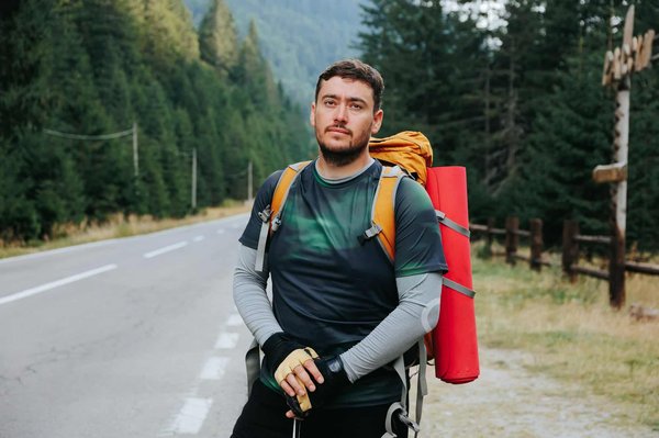 Comment organiser une expédition pour observer les gorilles de montagne en Ouganda?